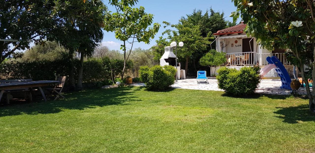 Country House By The Sea !!! Vila Karavómilos Exterior foto