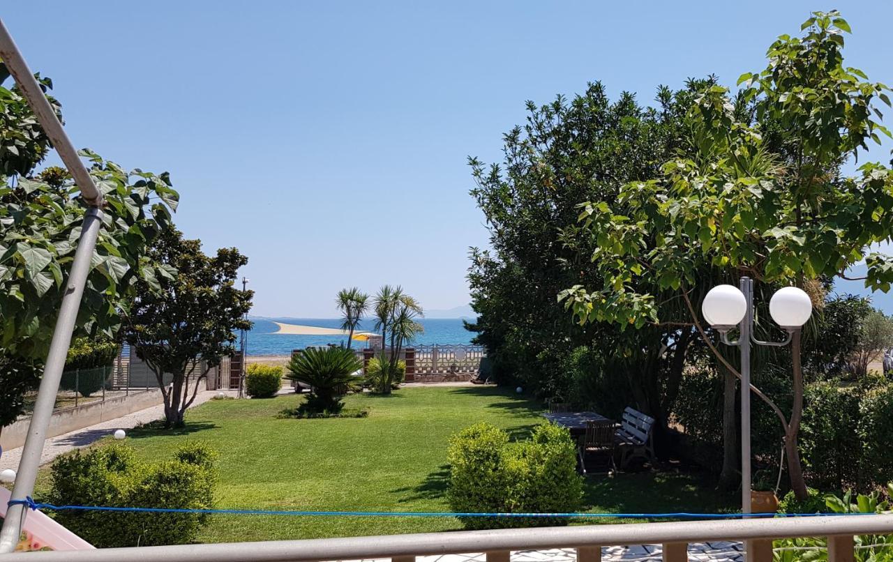 Country House By The Sea !!! Vila Karavómilos Exterior foto