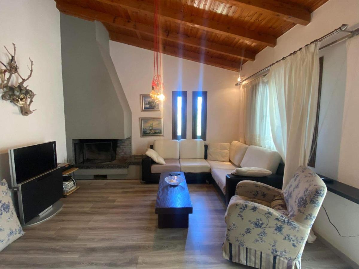 Country House By The Sea !!! Vila Karavómilos Exterior foto